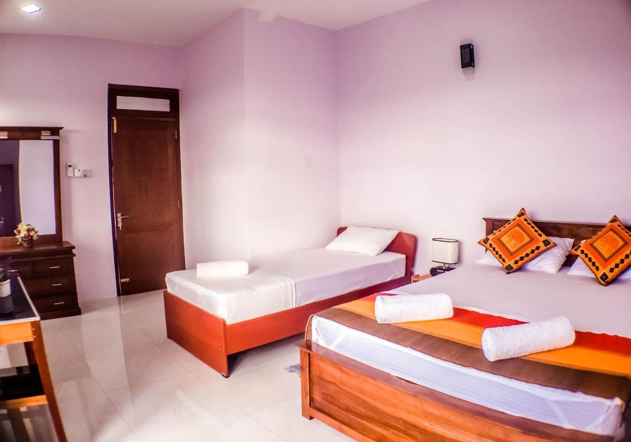 Saru Holiday Apartment - Up To 6 Guests Kandy Luaran gambar
